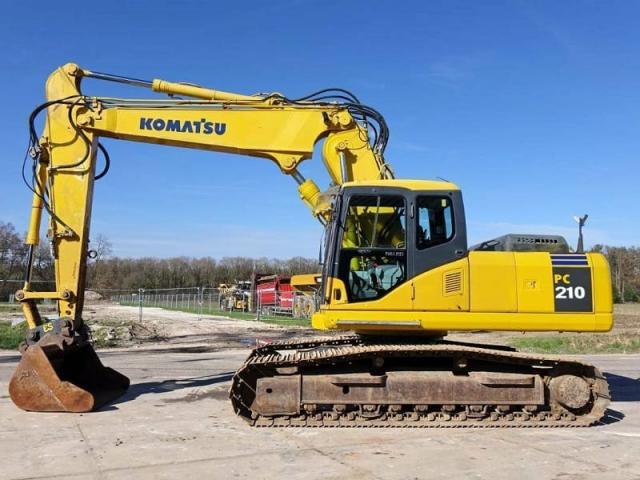 Komatsu PC300